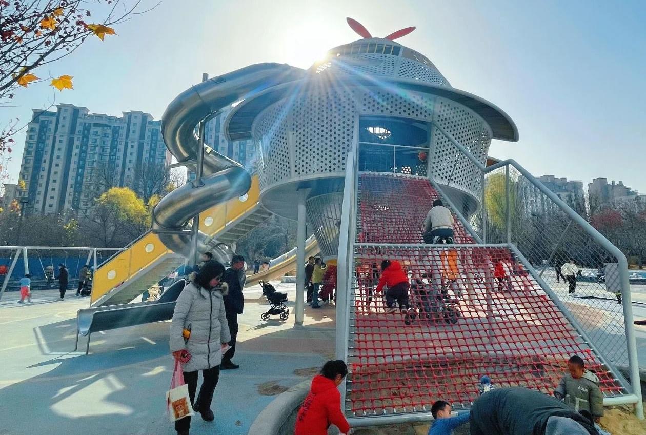 城市公园太空飞船无动力儿童乐园