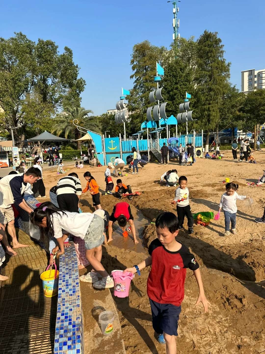 城市里的儿童王国|0元遛娃畅玩一整天_5_.jpg